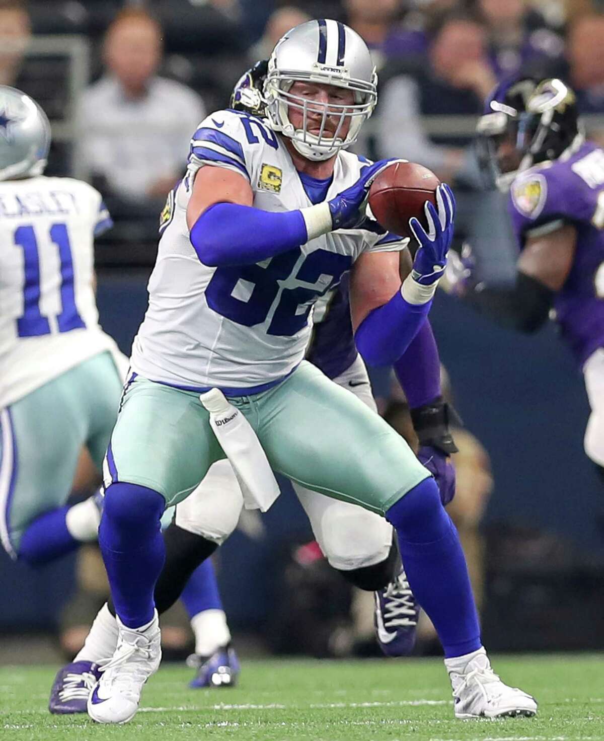 Dallas Cowboys tight end Jason Witten (82) comes up with a reception during the fourth quarter against the Baltimore Ravens on Sunday, Nov. 20, 2016 at AT&T Stadium in Arlington, Texas.