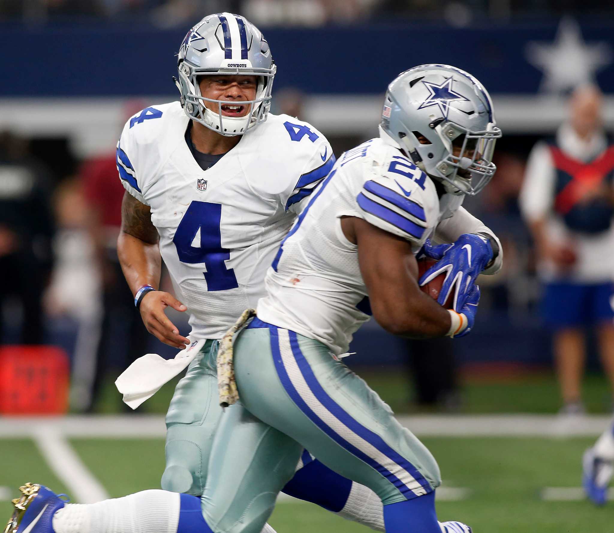 Cowboys' Dak Prescott Gets Custom Diamond 'D4K' Chain Reportedly