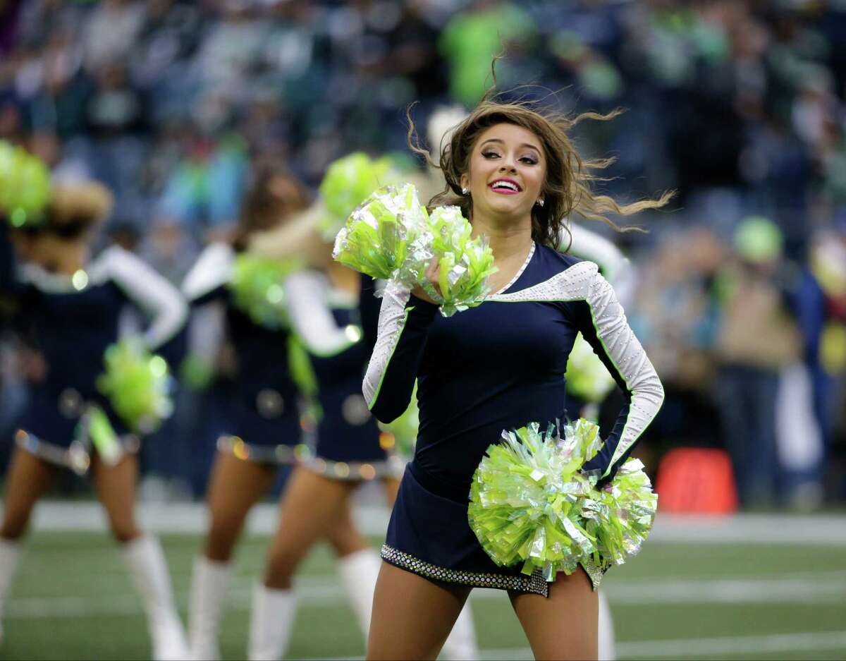 Nfl Cheerleaders Week 11