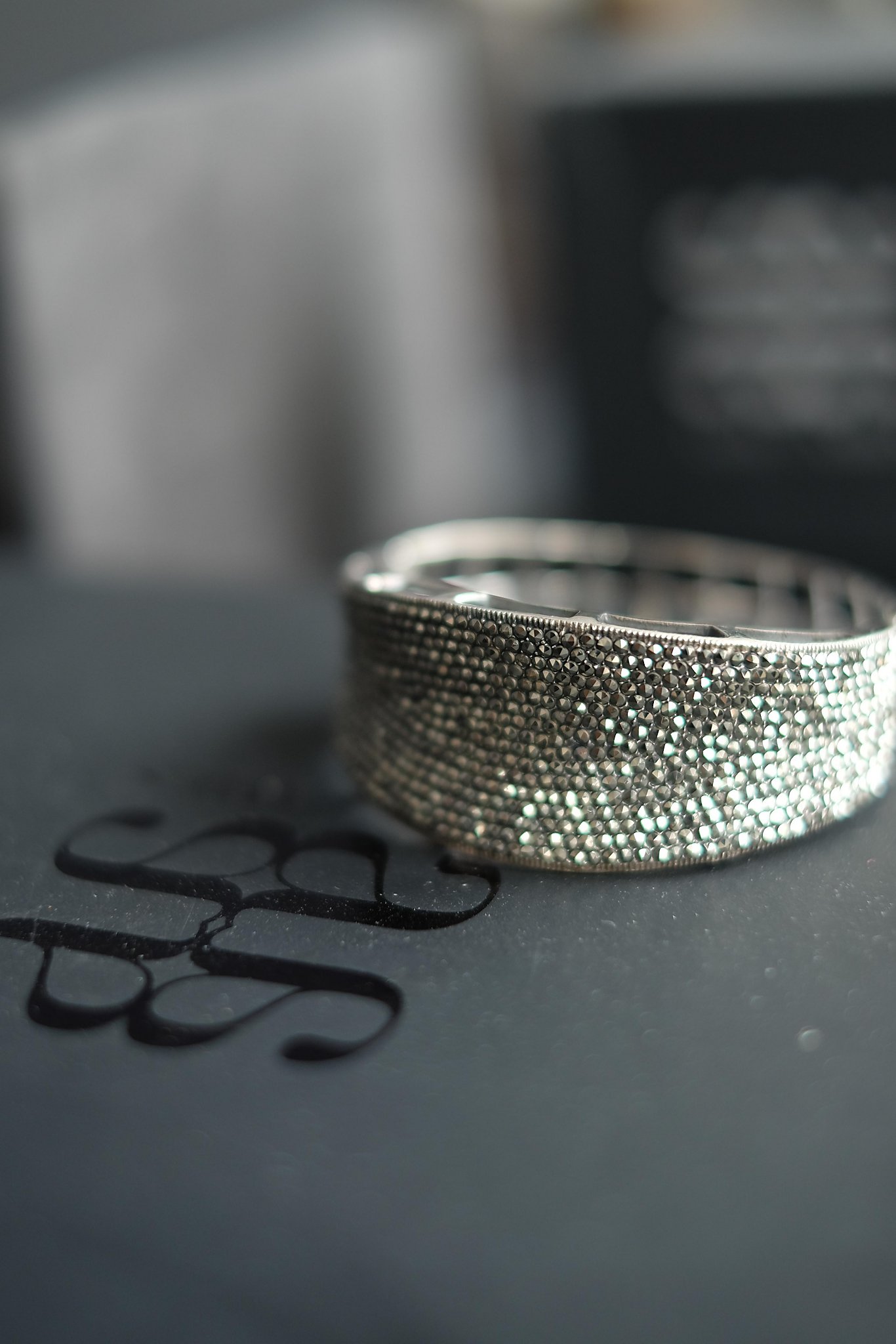 Dazzling jewelry that gives back
