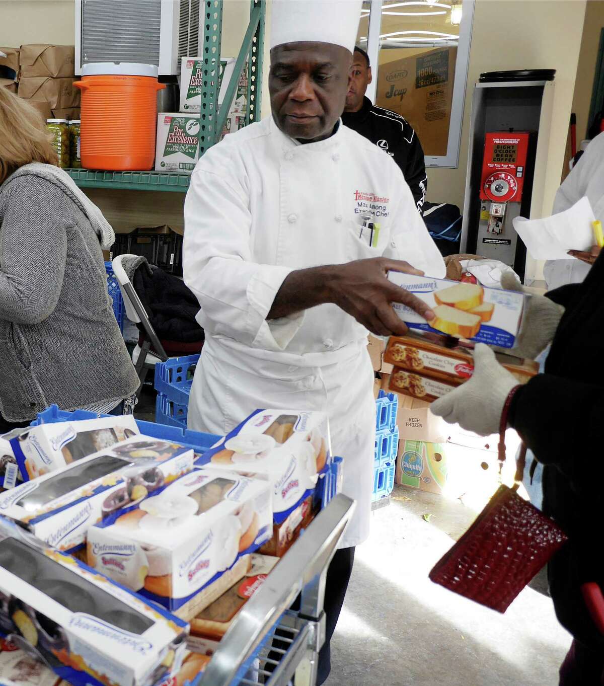 Photos Capital City Rescue Mission prepares to serve 2,000