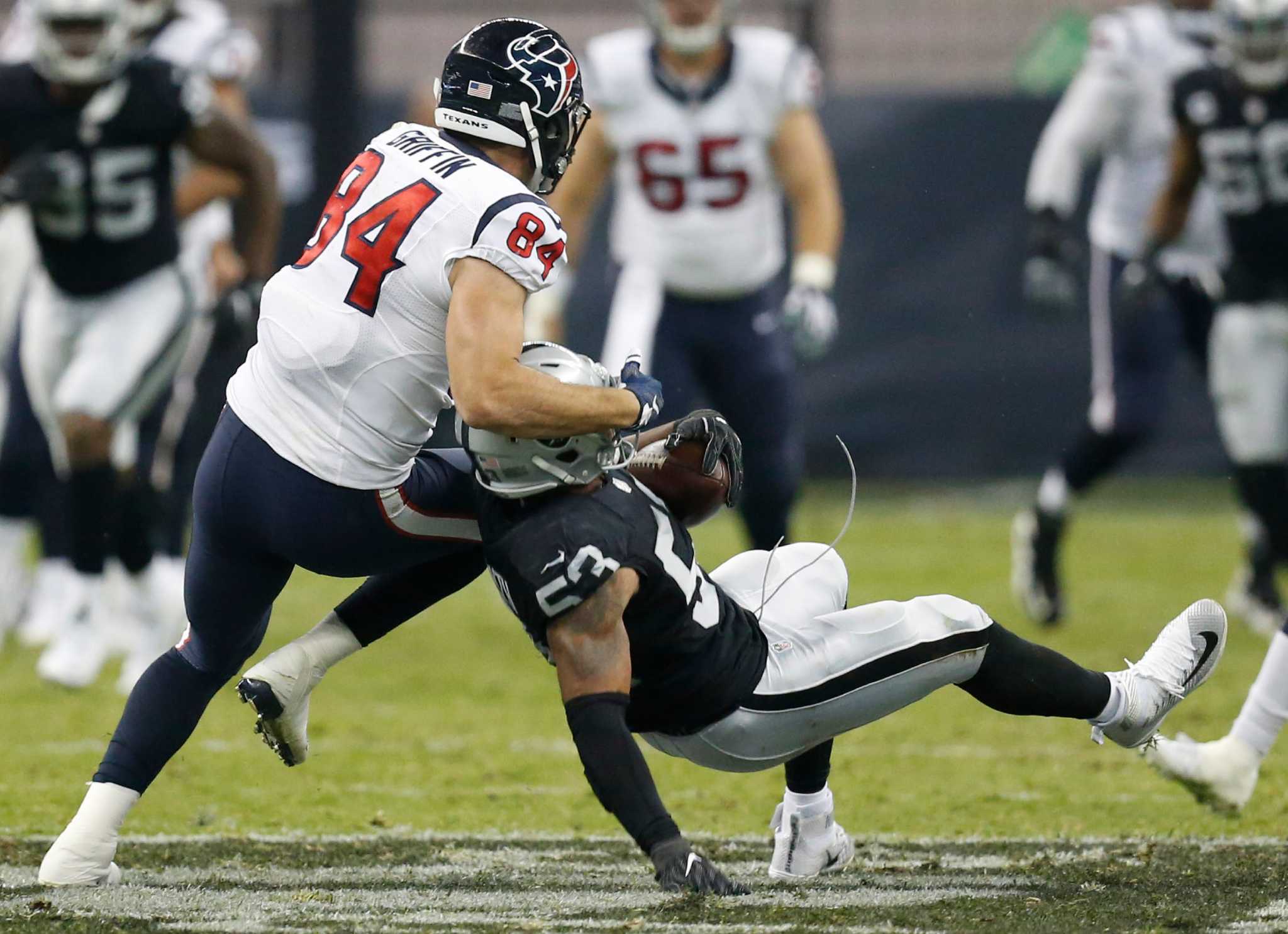 Laser pointers become an issue for Raiders, Texans