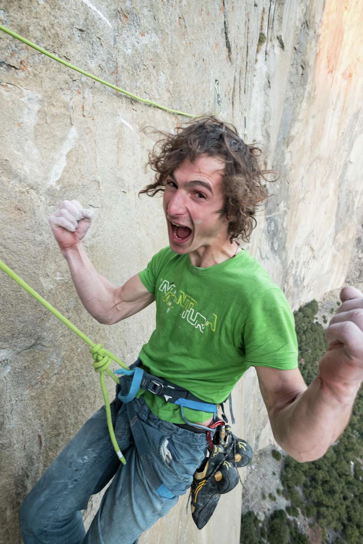 Adam Ondra sets new record for freeclimbing Yosemite's Dawn Wall