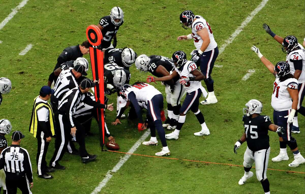 Mexico City crowd has pro-Raiders feel in game vs. Texans