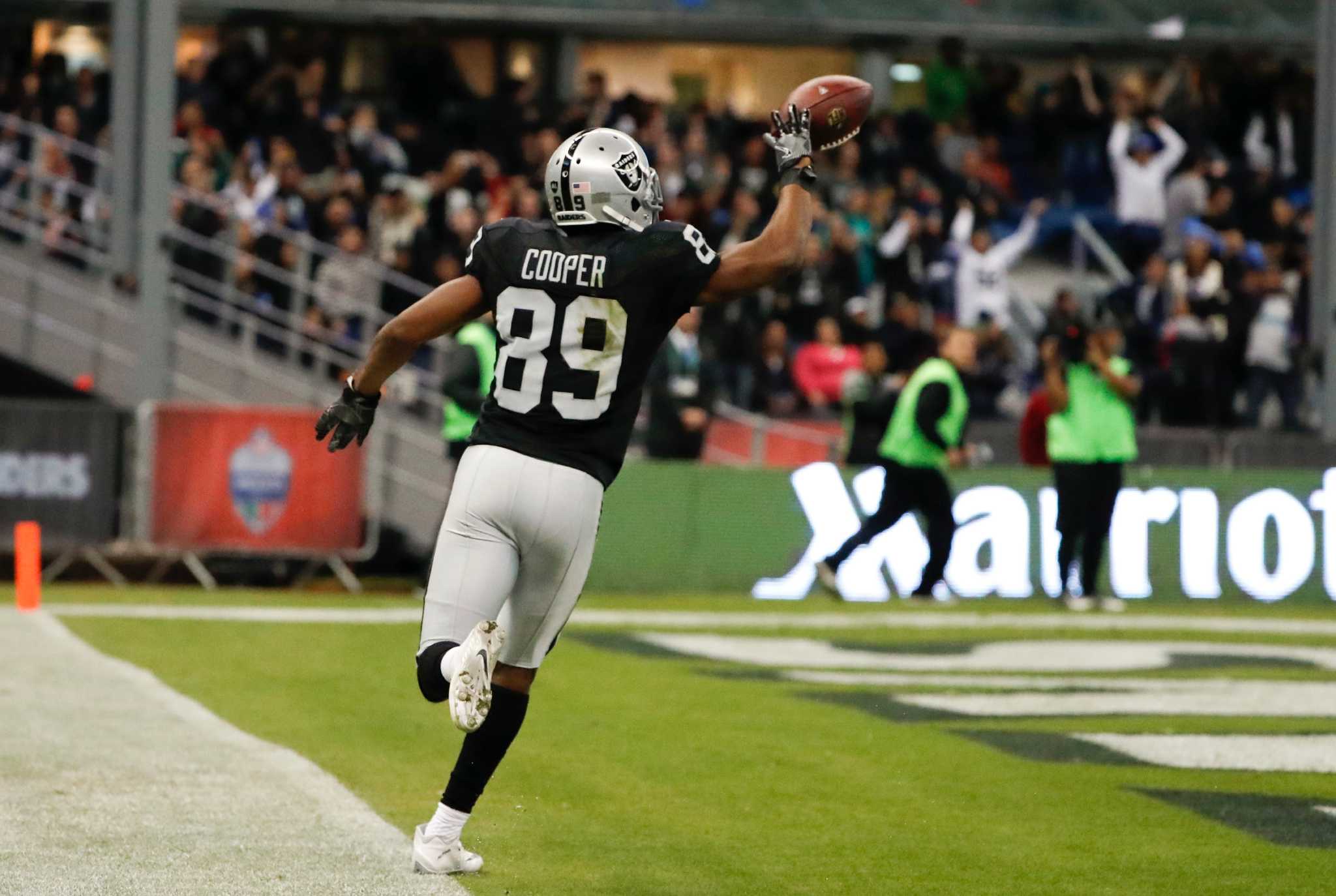 Raiders beat Texans 27-20 in Mexico City