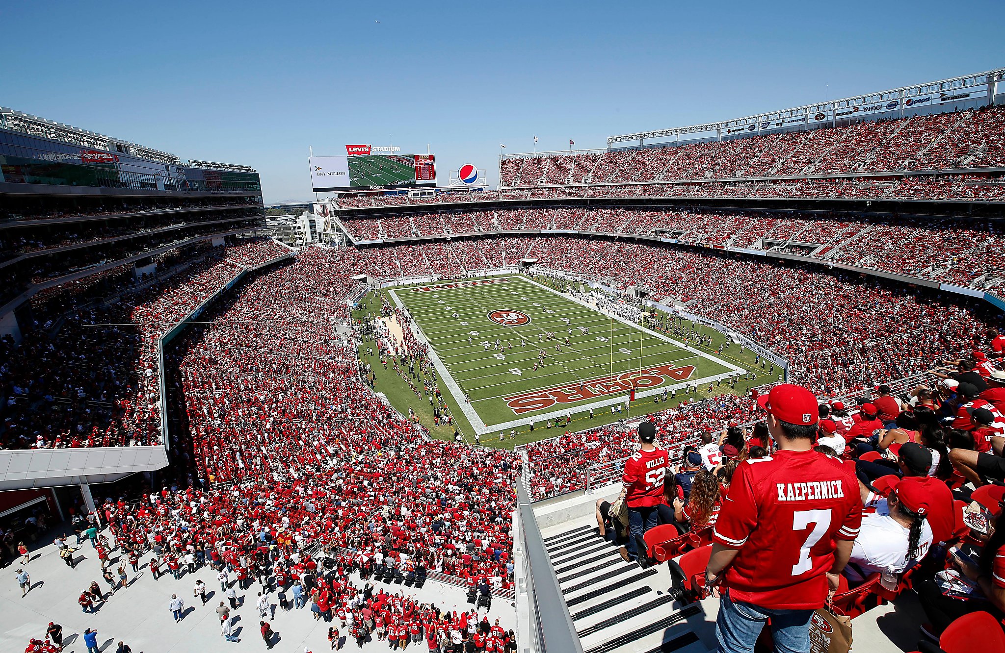 San Francisco 49ers sue Santa Clara over management dispute at