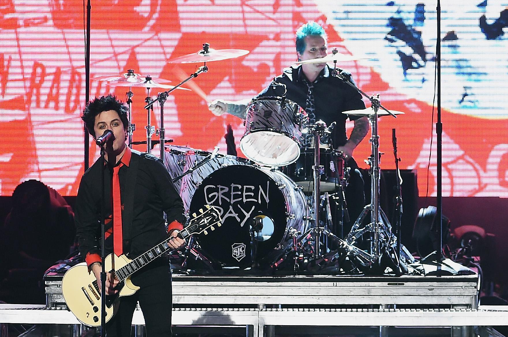 Green Day, Blink 182 headline Live 105 bill