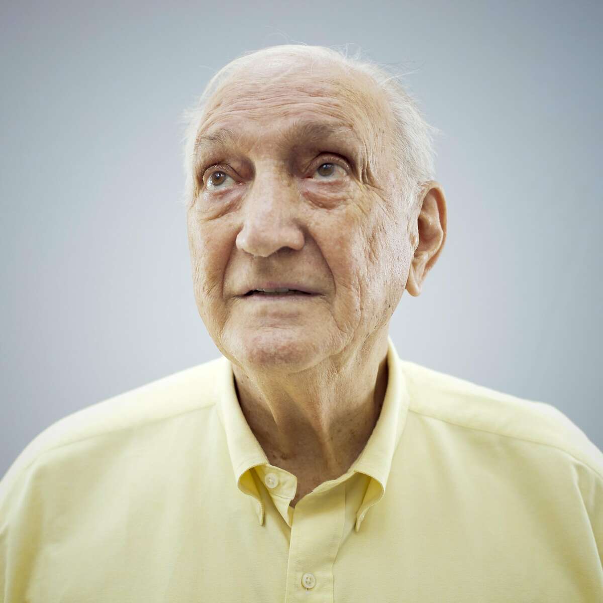 Former Brooklyn Dodger Ralph Branca, left, talks with former