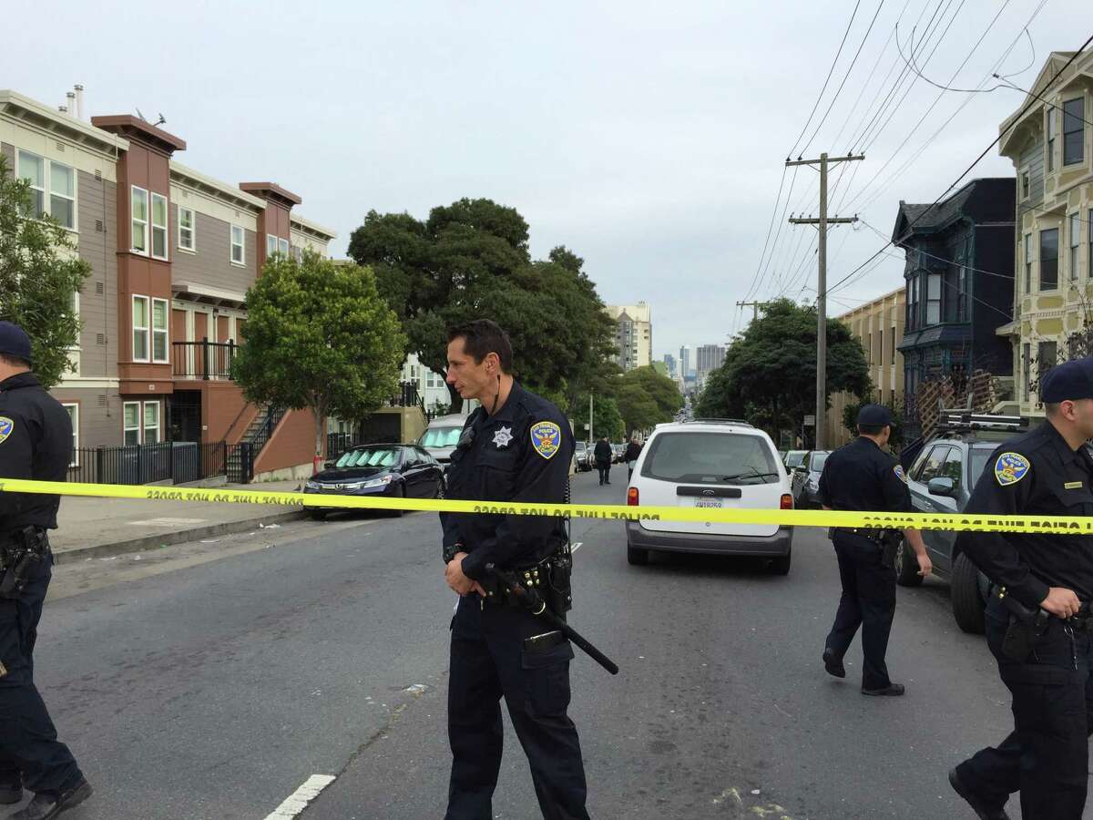 1 man killed, 2 wounded in shooting at SF intersection