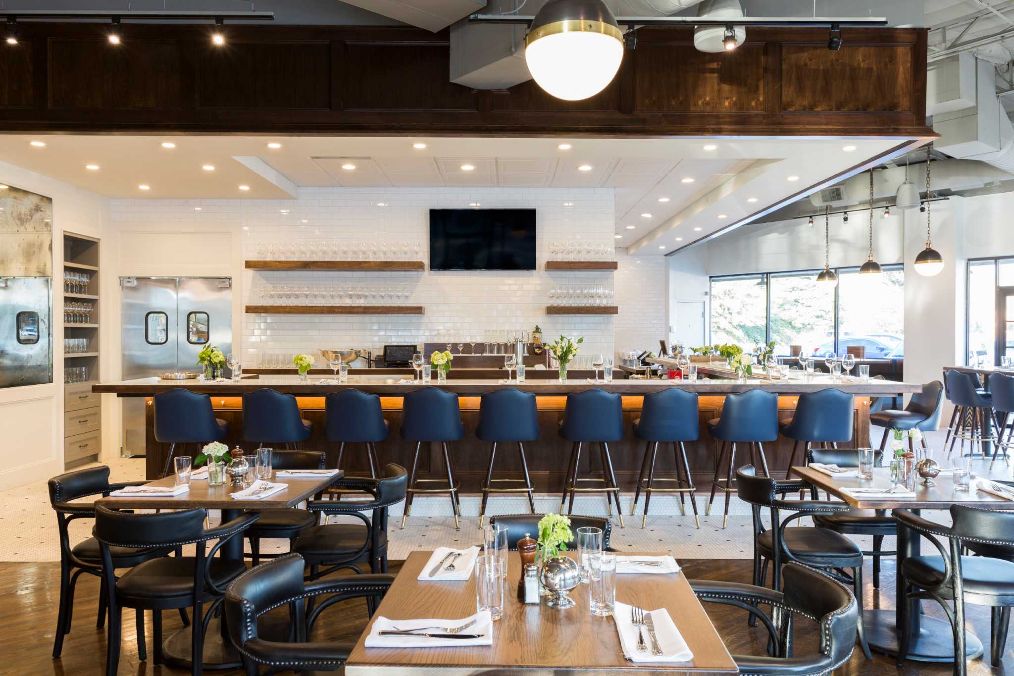 Popular Houston restaurant targeted in suit over alleged wage theft
