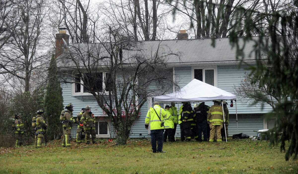 Woman dies in New Milford house fire