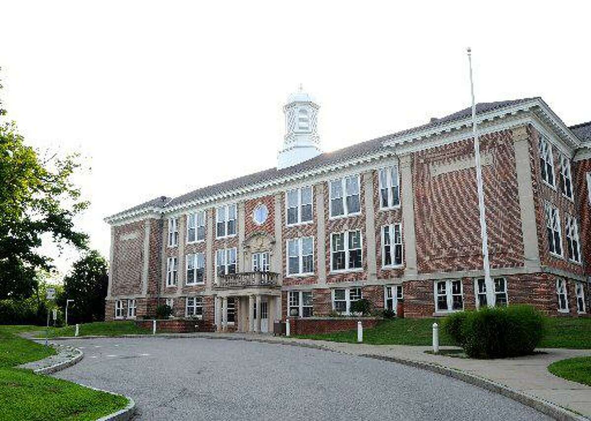 Sprinkler system prompts Cos Cob School evacuation, early dismissal