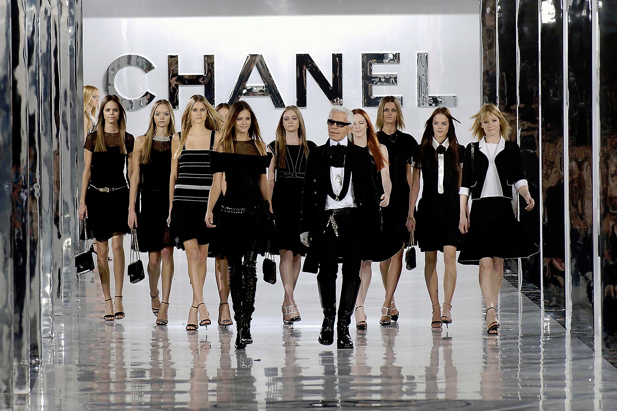 Karl Lagerfeld, designer who ruled over Chanel for decades, dies