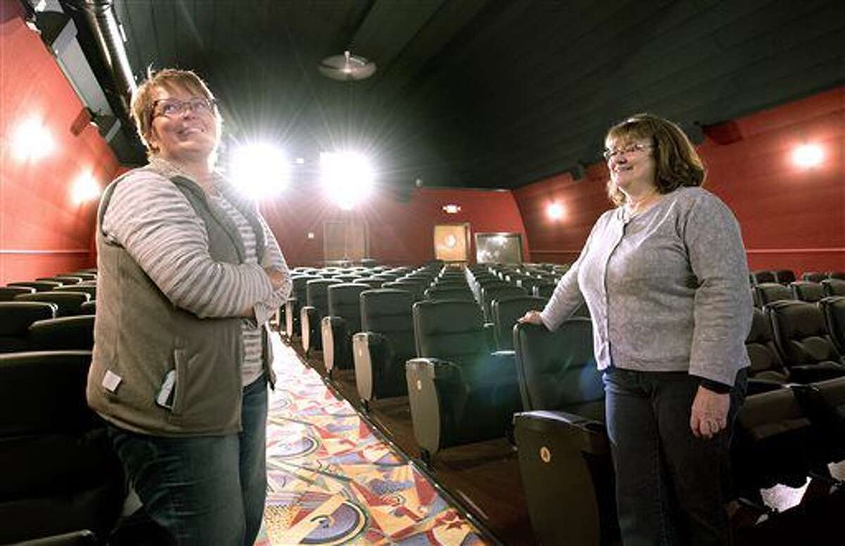 Restored Holstein theater to reopen after 200K raised