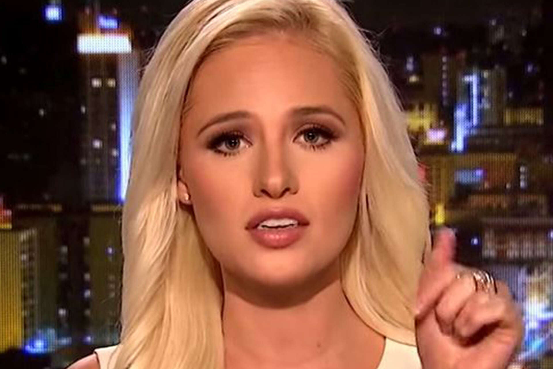 Tomi Lahren's attempt at a sexy and patriotic Halloween costume backfired,  big time