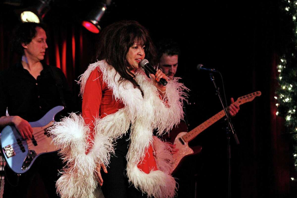 Ronnie Spector rocking Christmas at Mohegan Sun