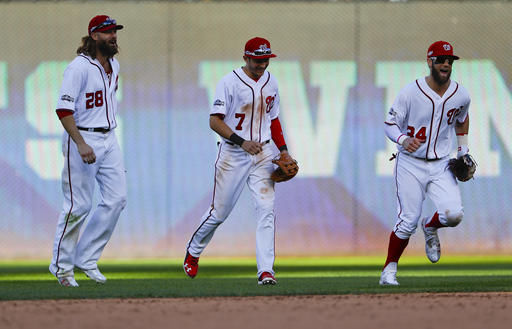 Lobaton's HR, Murphy's RBIs lift Nats past LA 5-2; NLDS tied