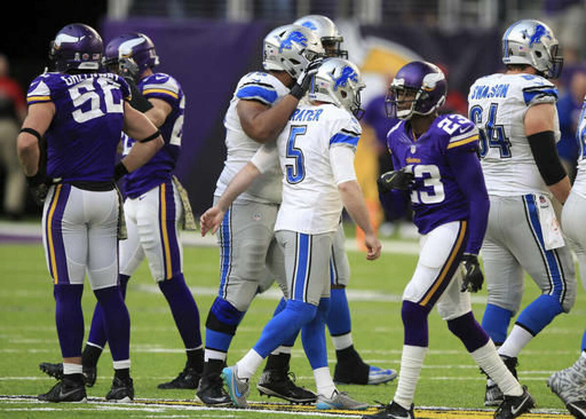 Detroit Lions kicker Matt Prater (5) celebrates with teammates after making a 58-yard field goal during the second half of an NFL football game against the Minnesota Vikings, Sunday, Nov. 6, 2016, in Minneapolis. (AP Photo/Andy Clayton-King)