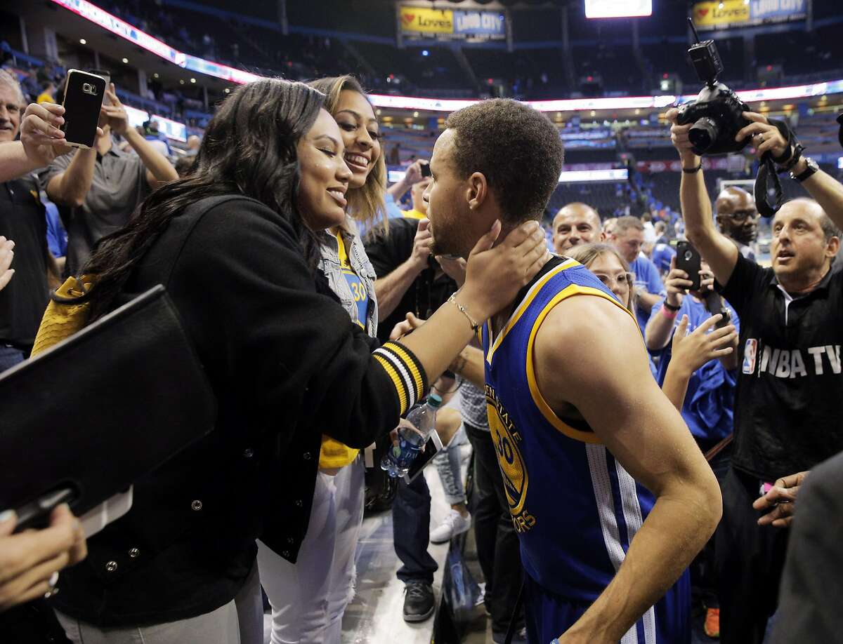 Ayesha dodged his first kiss attempt Steph tried to plant one on her during their first date, but Ayesha wasn't having it. "Yup," Steph told Parents magazine. "I struck out."