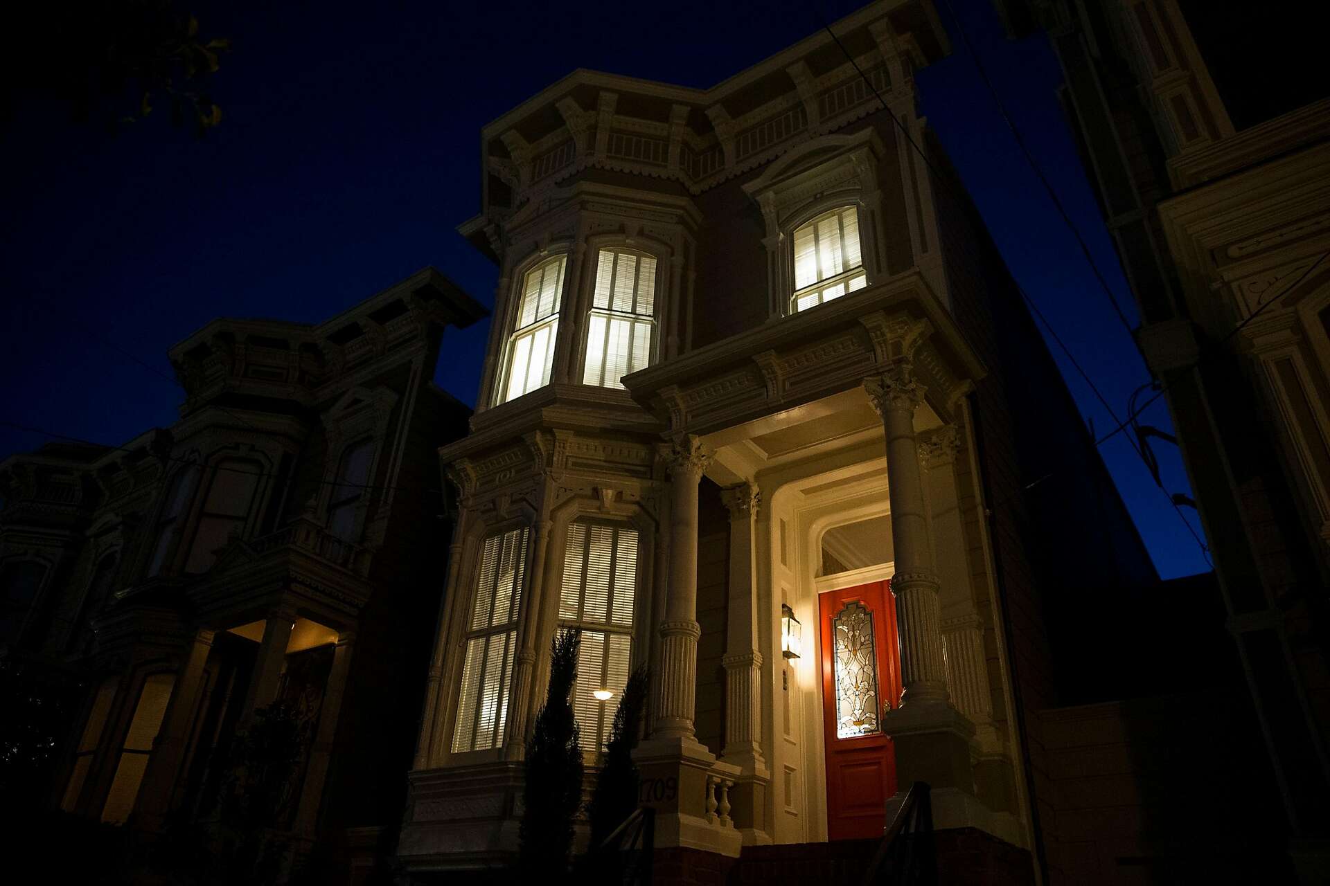 Full House' house, an SF tourist magnet, going back on the market, owner  says, image size:1920x1280