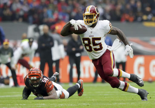 Redskins Re-Sign Tight End Vernon Davis