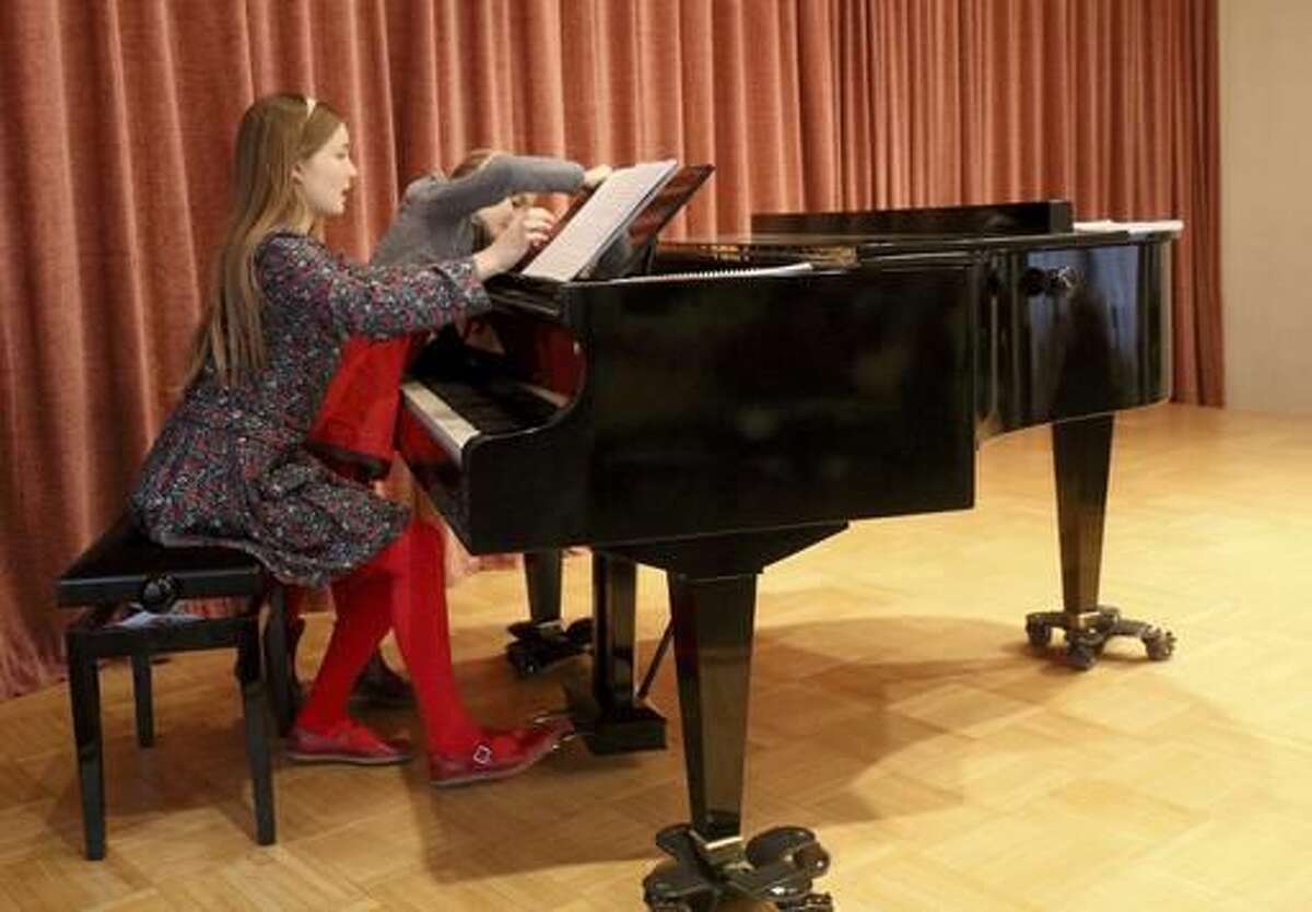 San Jose to host 12yearold virtuoso Alma Deutscher, dubbed this