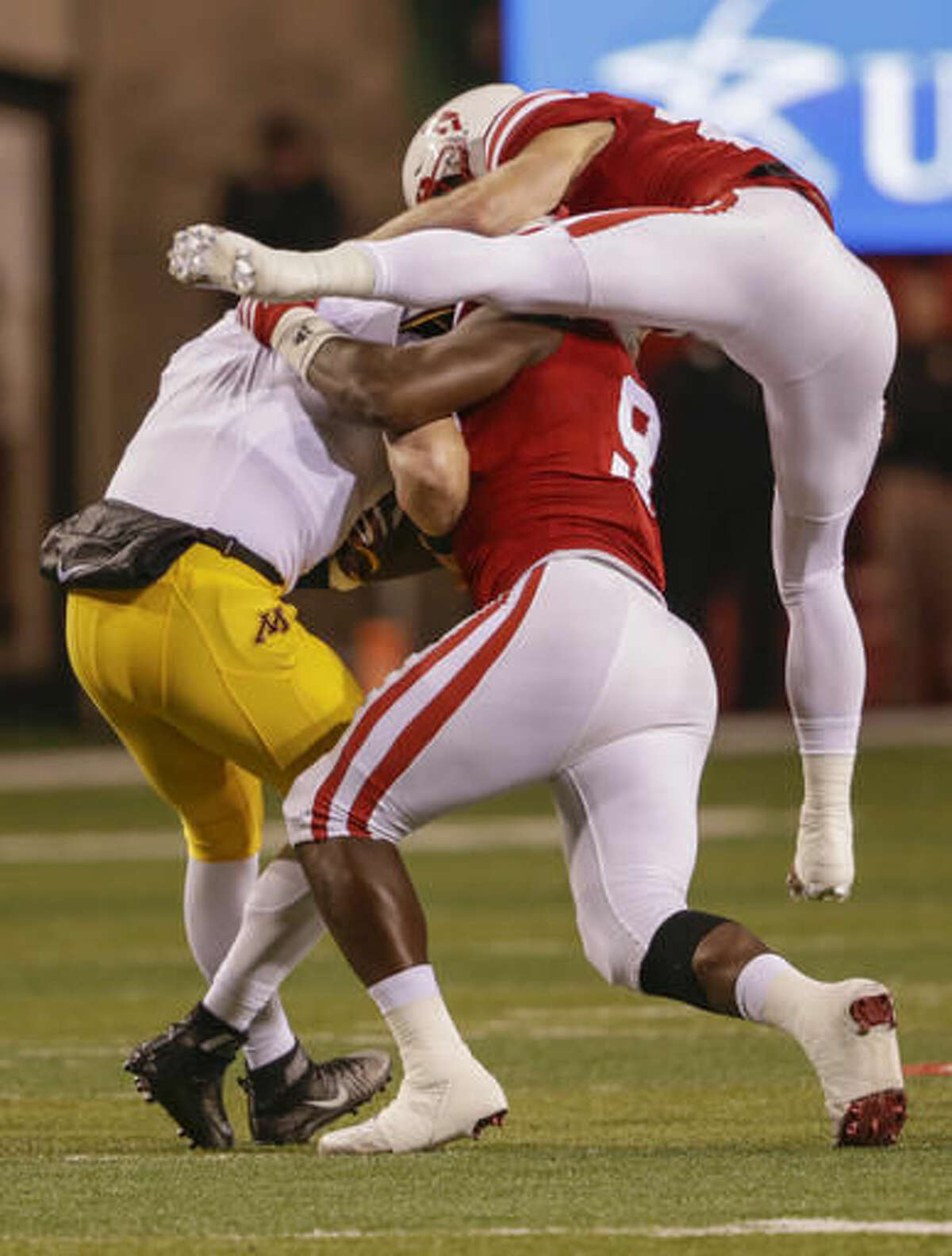 Tough Tommy: Armstrong leads No. 21 Nebraska