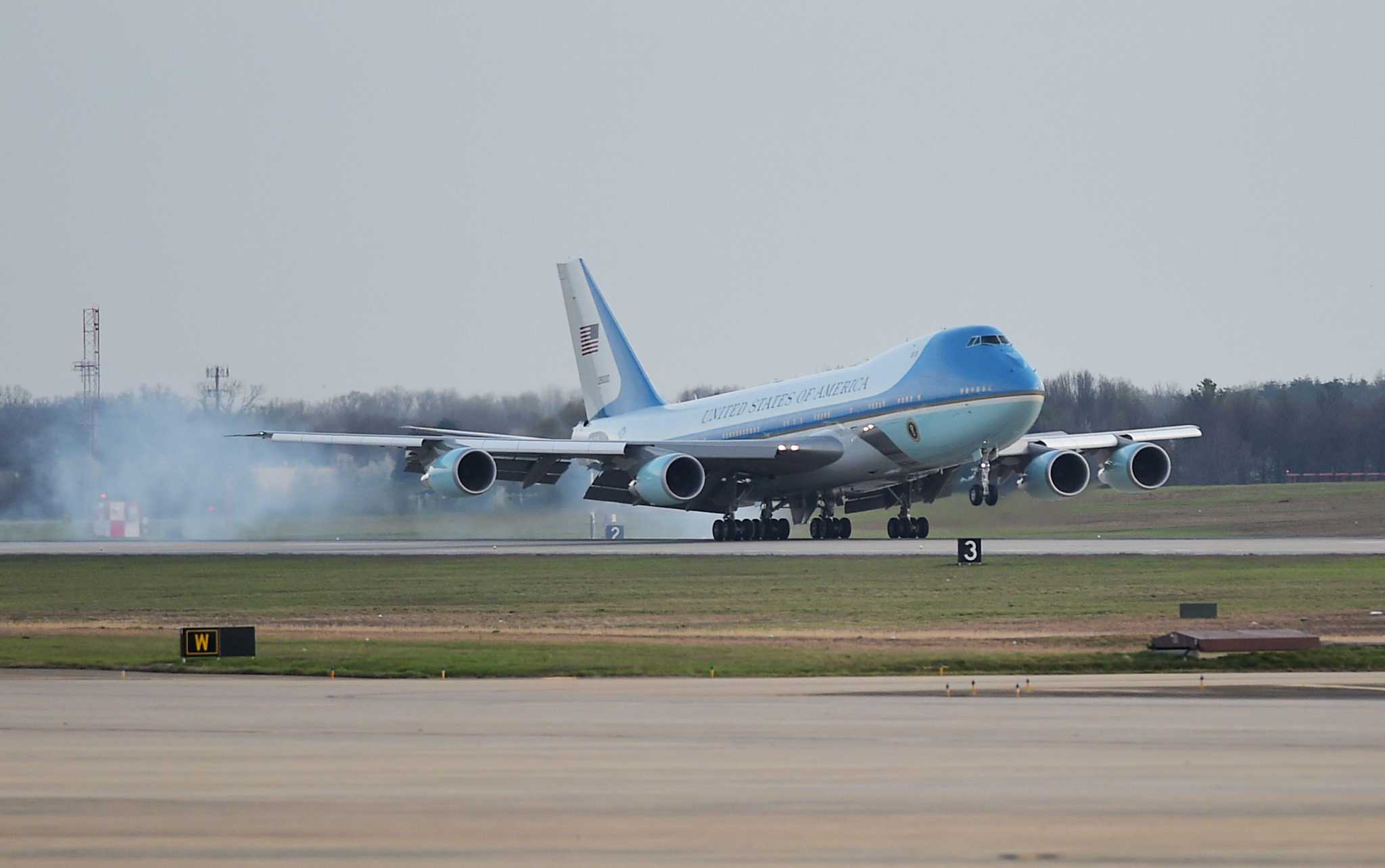 Boeing’s San Antonio Mechanics Ignored Warnings, Rushed Air Force One ...