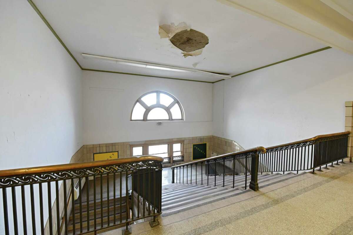 UAlbany offers tour of Schuyler Building