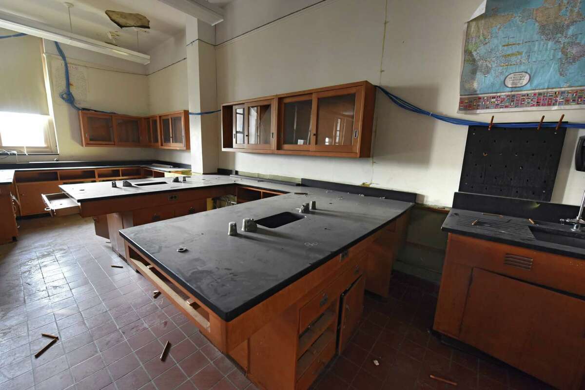 UAlbany offers tour of Schuyler Building