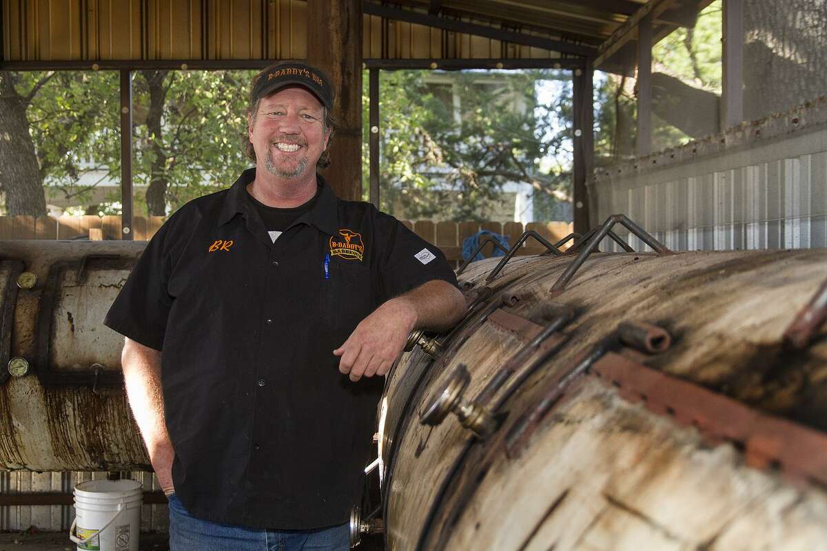 B-Daddy's BBQ Taking Over Former Texas 46 In Spring Branch