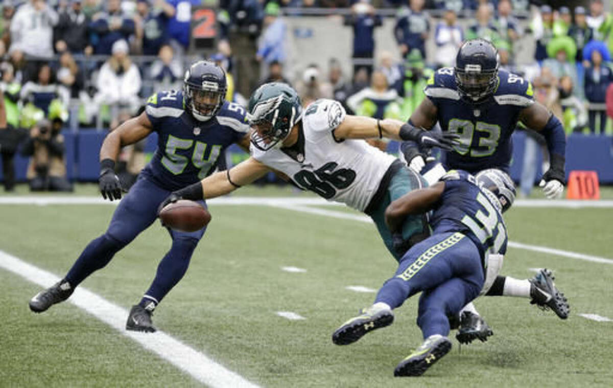 Seahawks bring back Wagner for 1 final dance