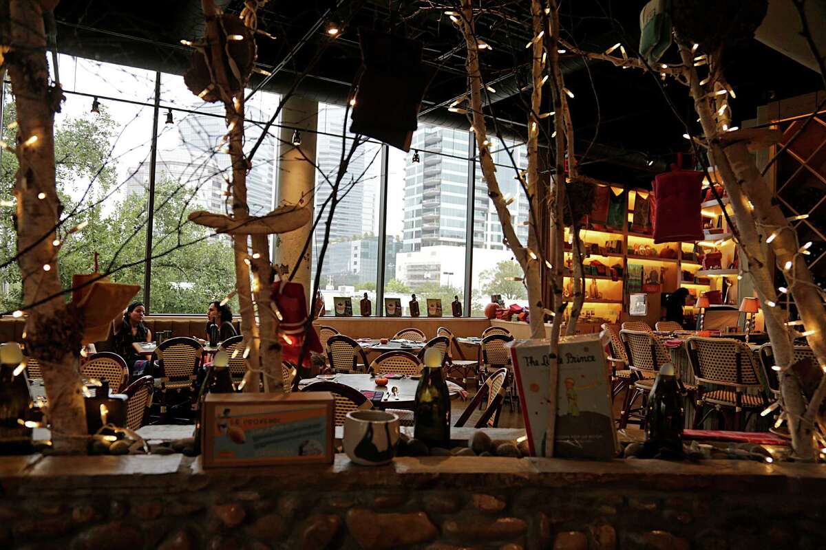 Review Dallas import Rise No. 2 is high on souffles and charm