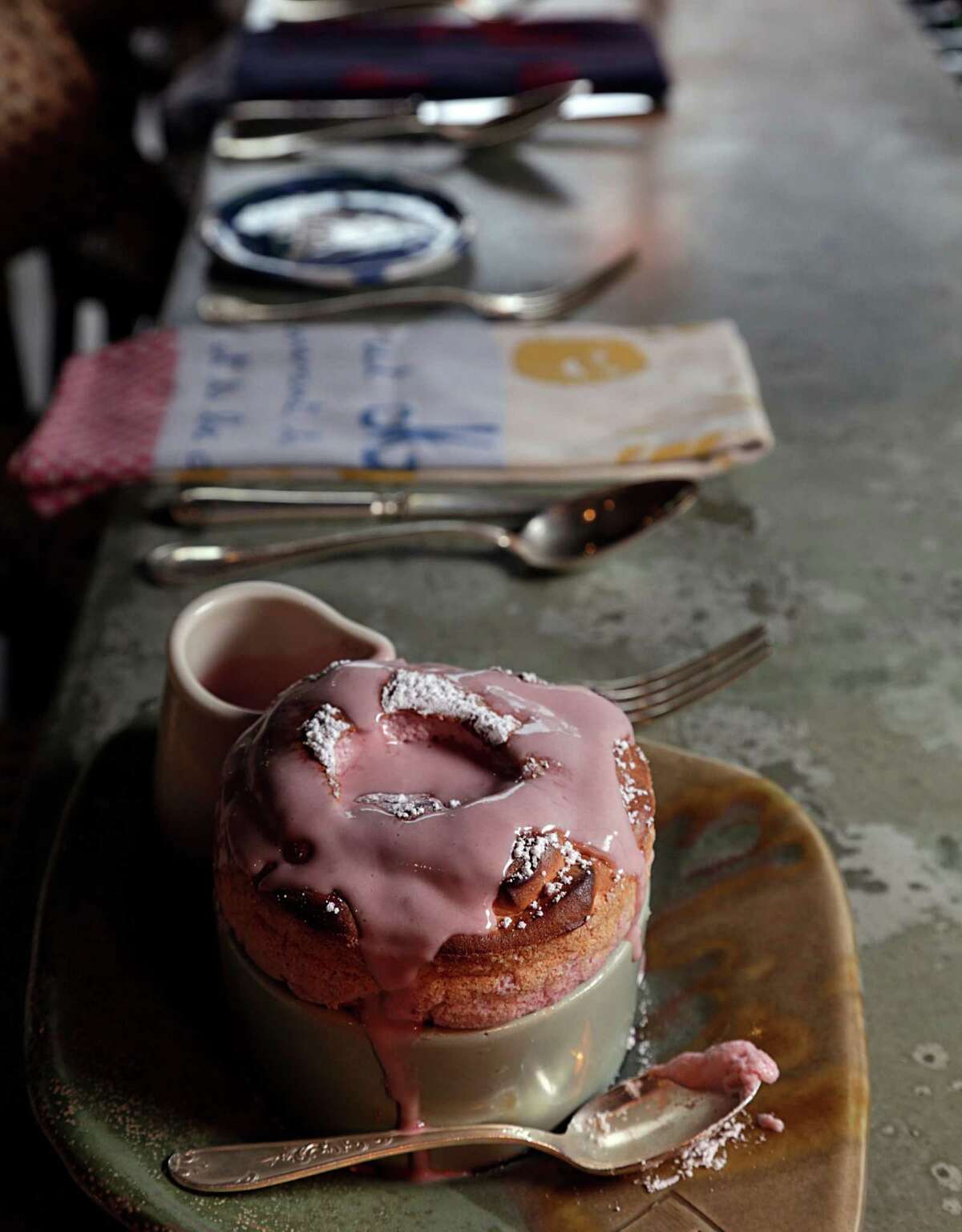 Review Dallas import Rise No. 2 is high on souffles and charm