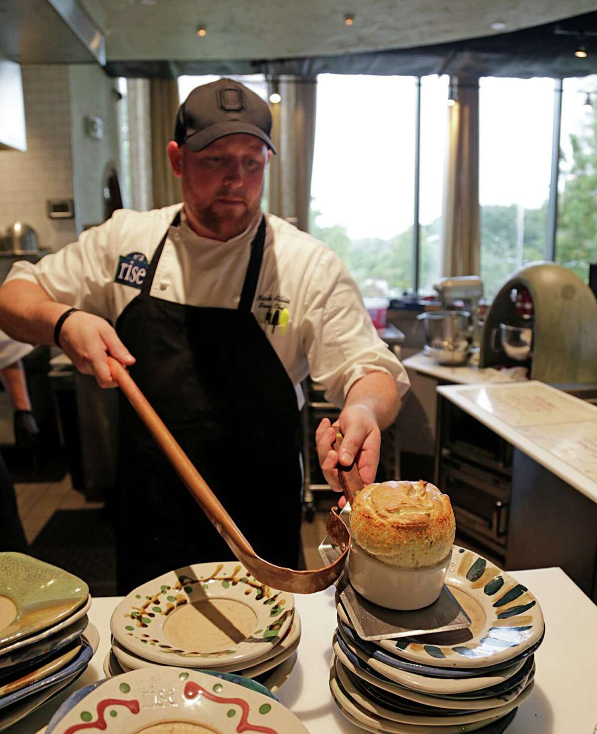 Review Dallas import Rise No. 2 is high on souffles and charm