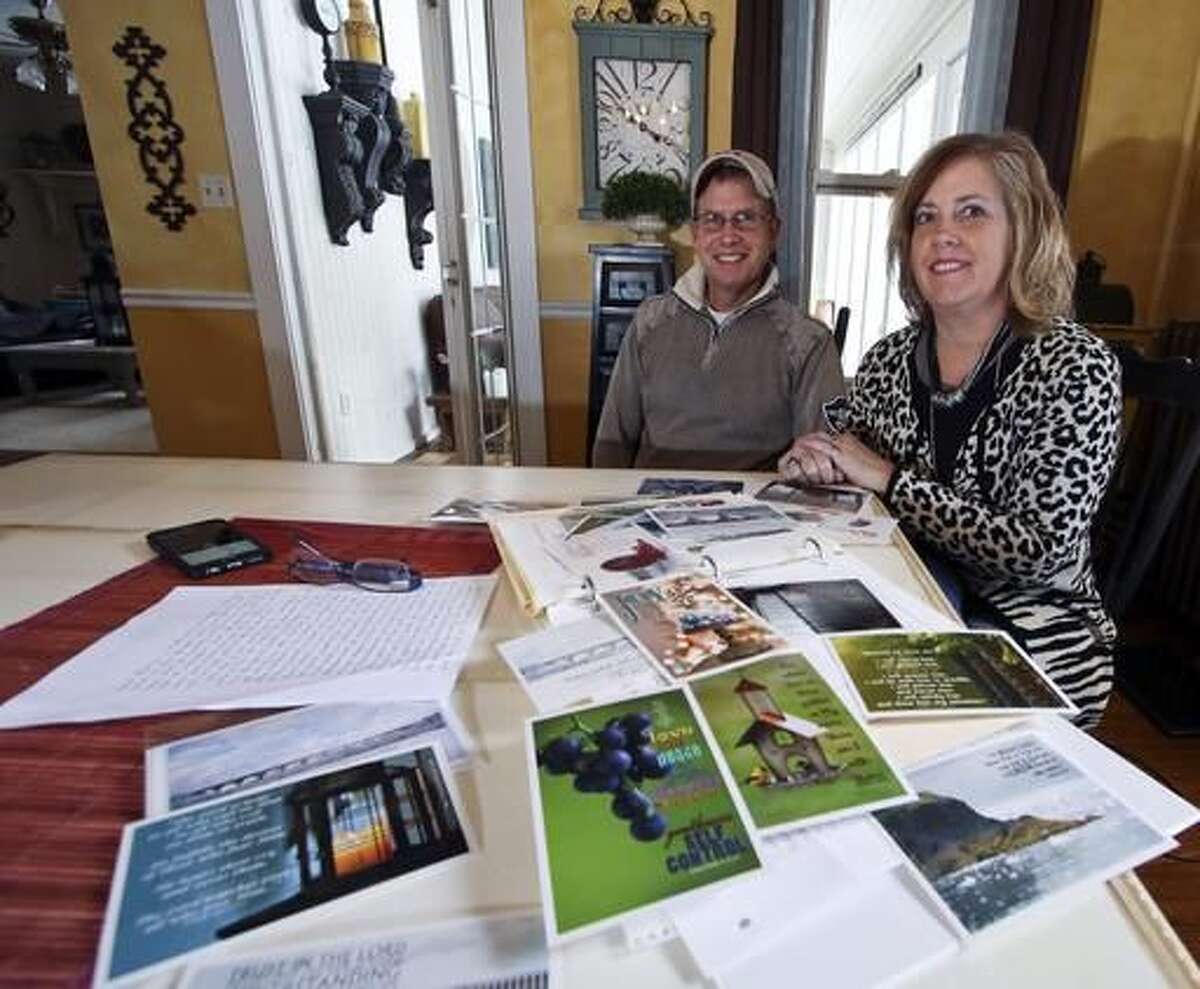 Pennsylvania couple lead Christmas card for inmates ministry