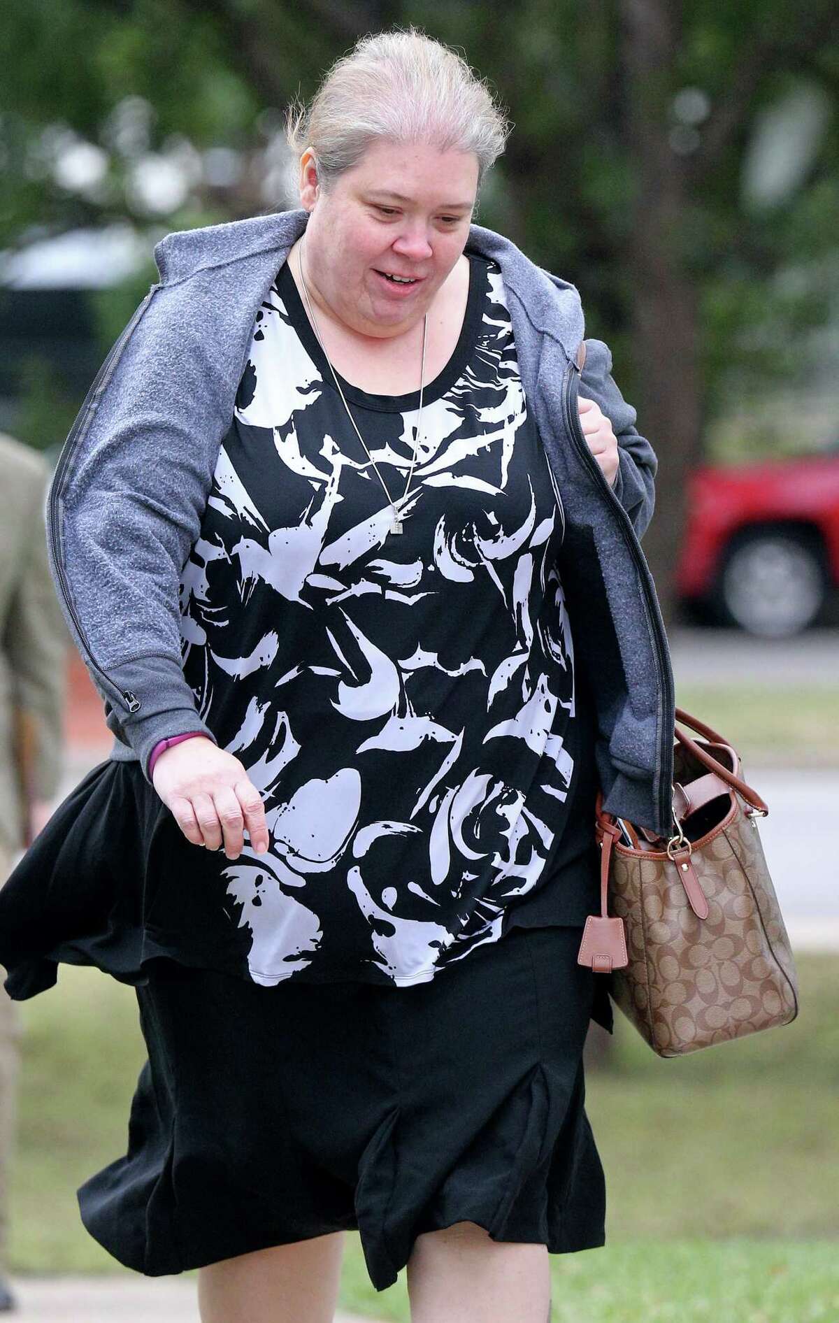 Former FourWinds Logistics comptroller Laura Jacobs is expected to testify Tuesday in the criminal fraud trial of state Sen. Carlos Ureseti and co-defendant Gary Cain, a company consultant.