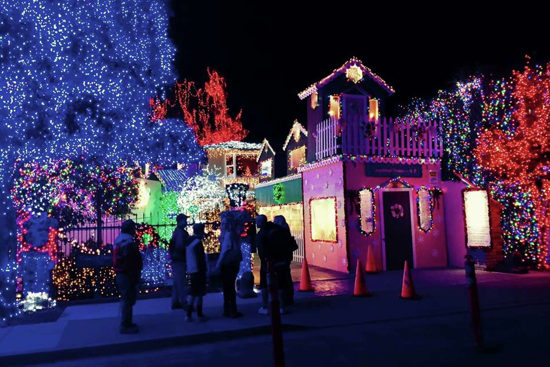 Best Christmas Decorations 2022 Bay Area The Best Neighborhoods For Holiday Lights In The Bay Area
