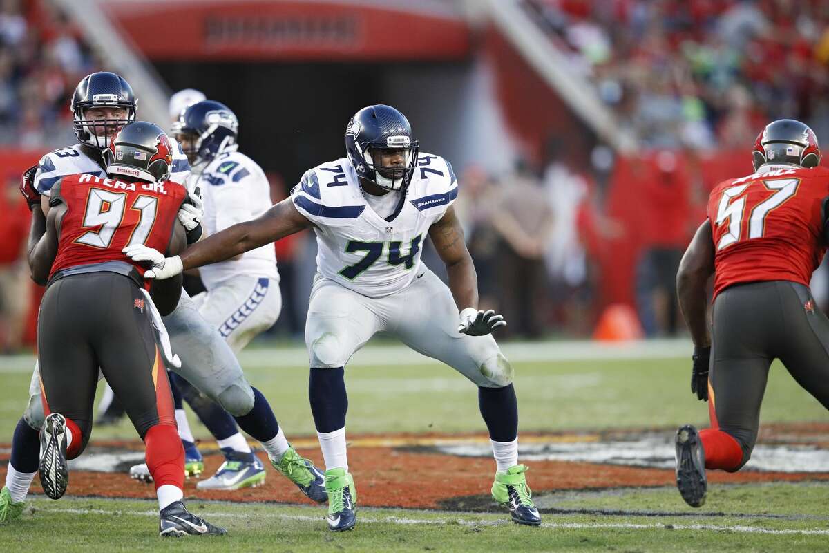 George Fant of the Seattle Seahawks blocks against the Tampa Bay Buccaneers during the game at Raymond James Stadium on November 27, 2016 in Tampa, Florida. The Buccaneers defeated the Seahawks 14-5. (Photo by Joe Robbins/Getty Images)
