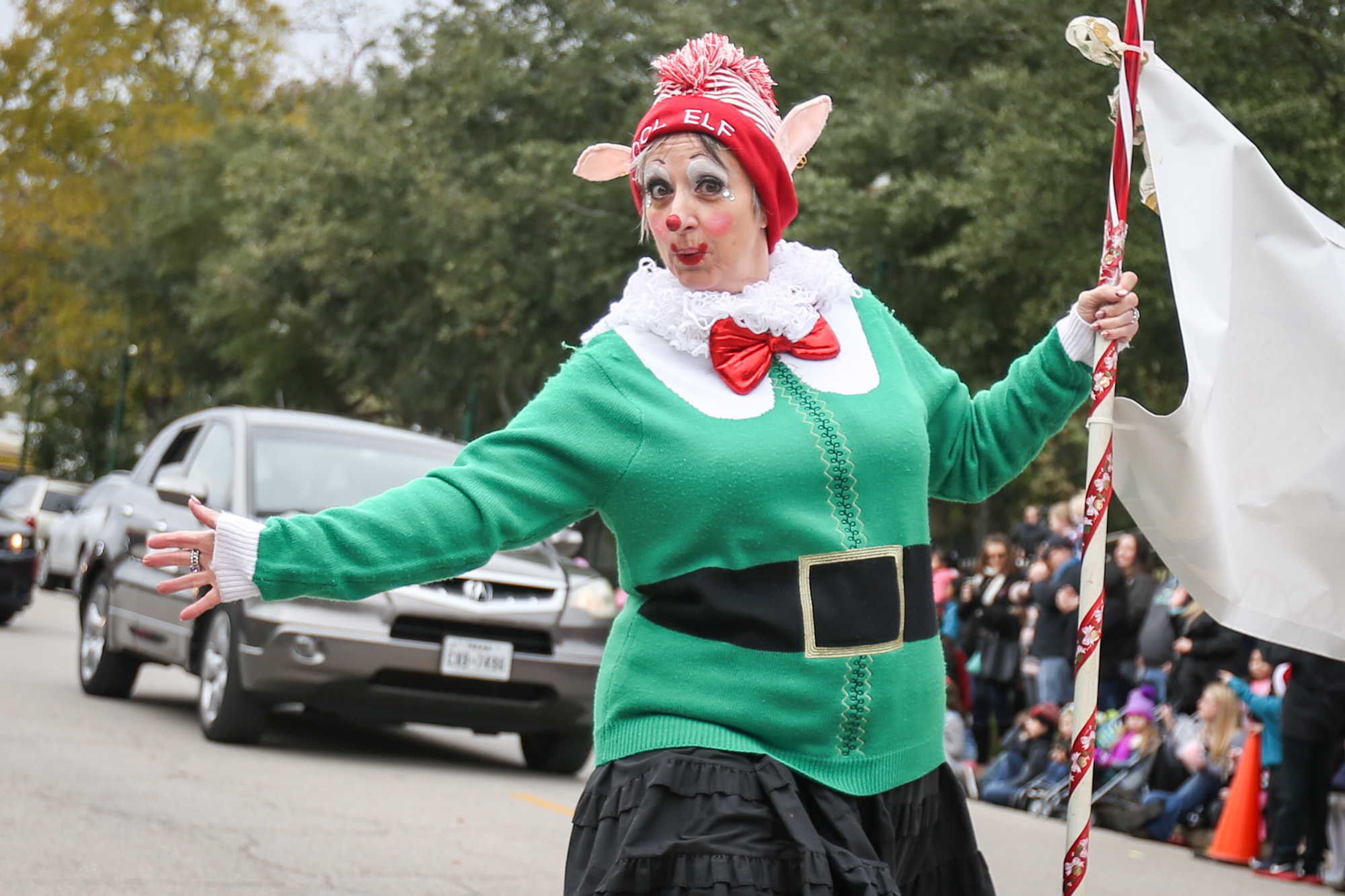 Downtown Conroe entertains 1K with Christmas celebration, parade