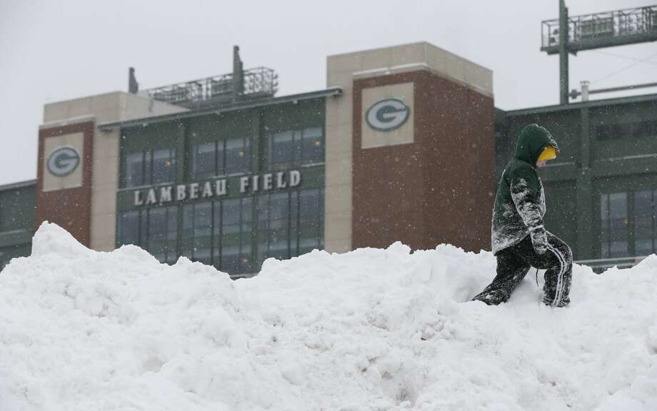 Game Photos: Seahawks Vs. Packers In Snowy Green Bay - Seattlepi.com