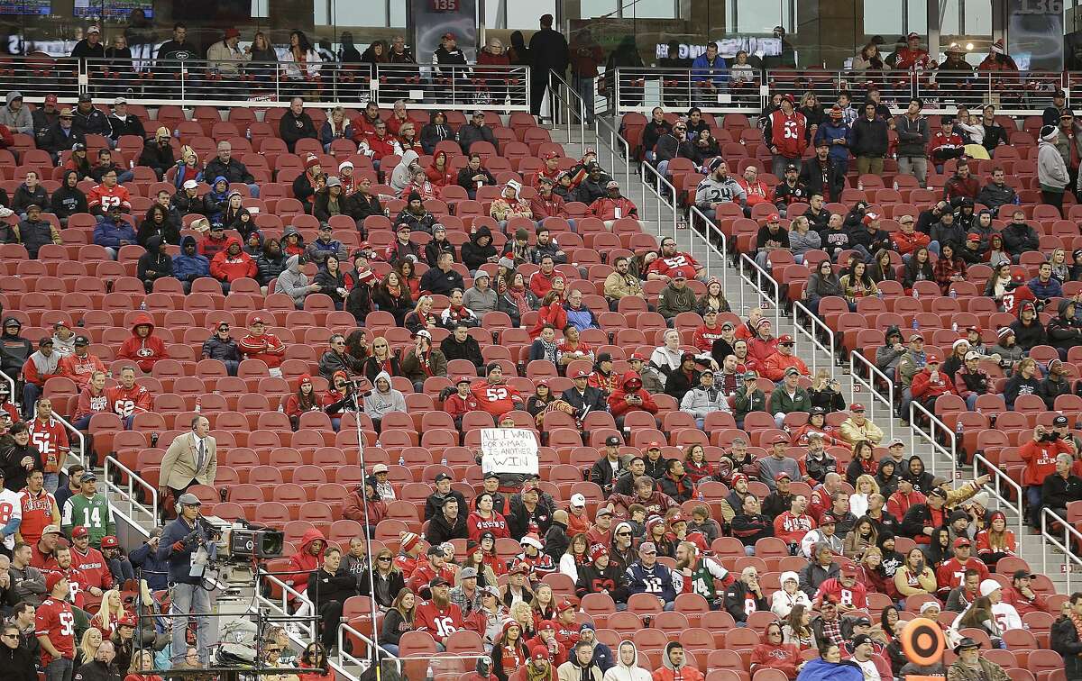A socially-distanced 49ers game would be 'low risk' if guidelines followed,  UCSF epidemiologist says