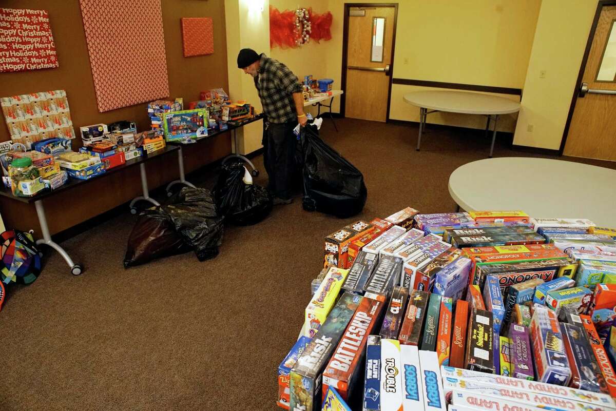 Schenectady mission opens toy store for parents in need