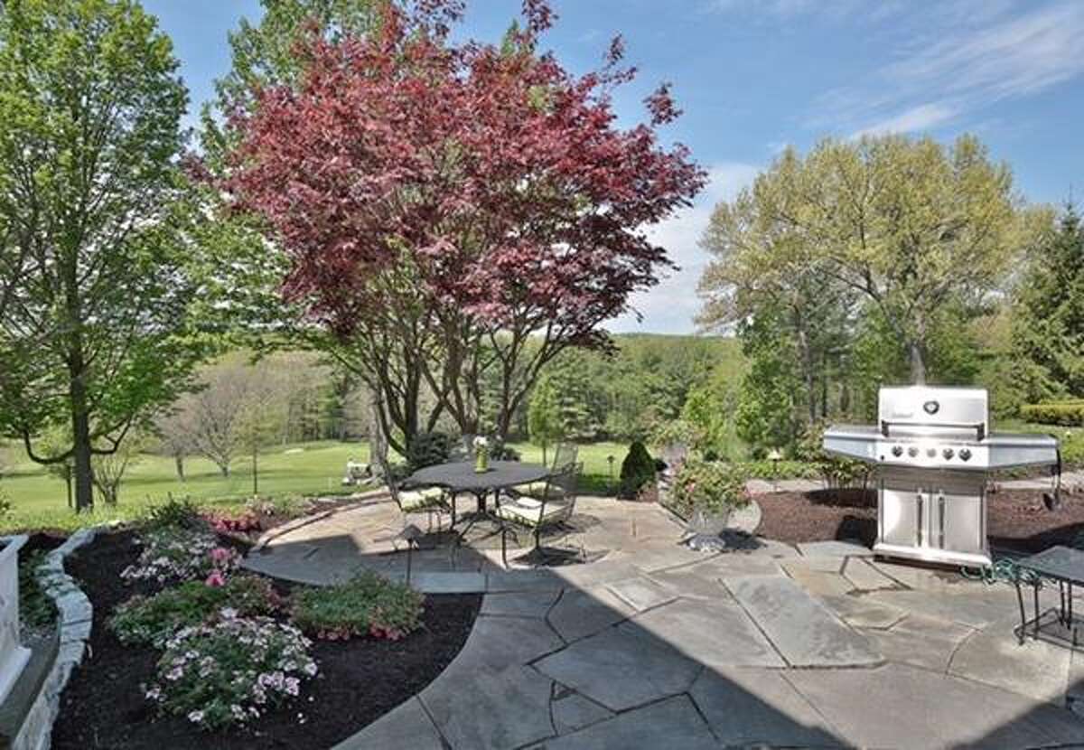 For sale 5 homes in the North Colonie school district