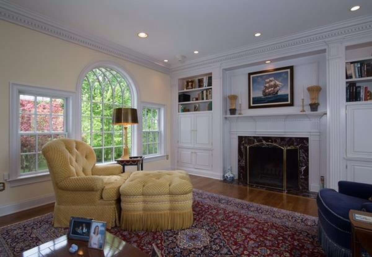 For sale 5 homes in the North Colonie school district