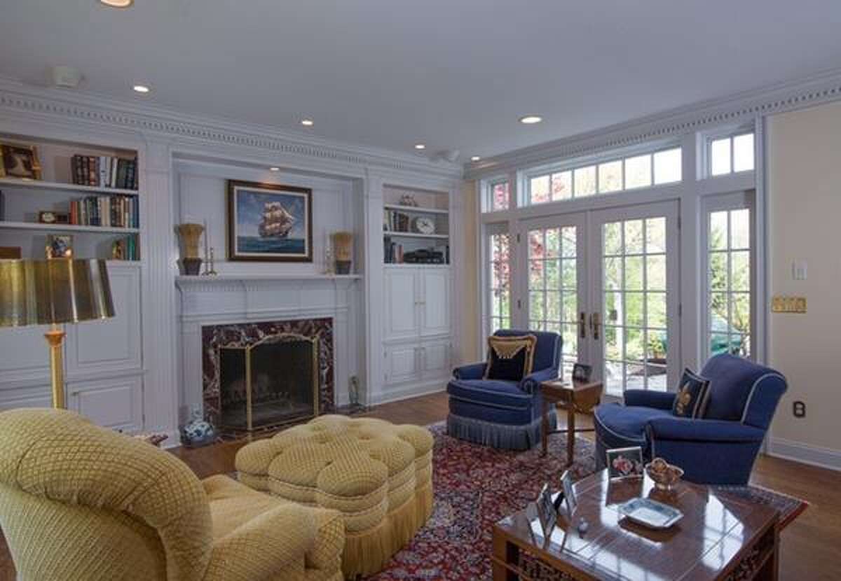 For sale 5 homes in the North Colonie school district