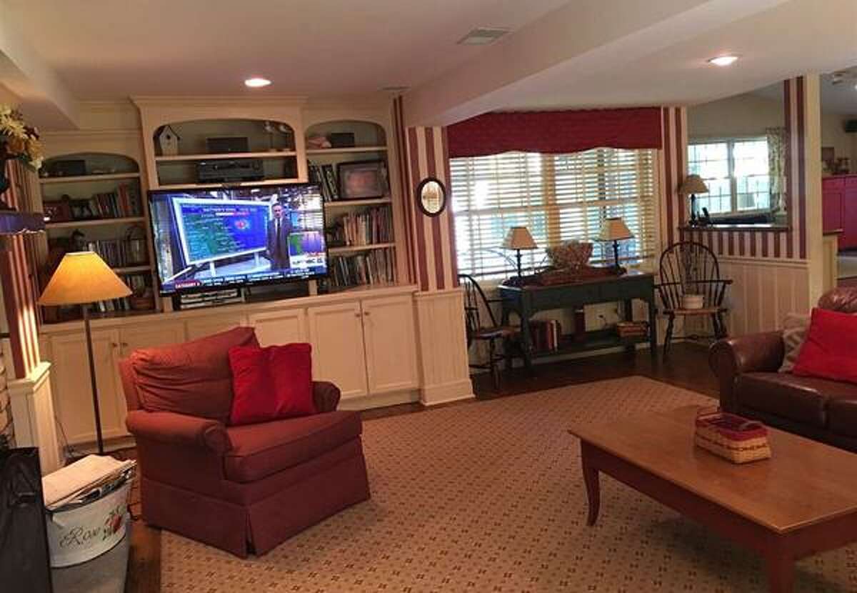 For sale 5 homes in the North Colonie school district