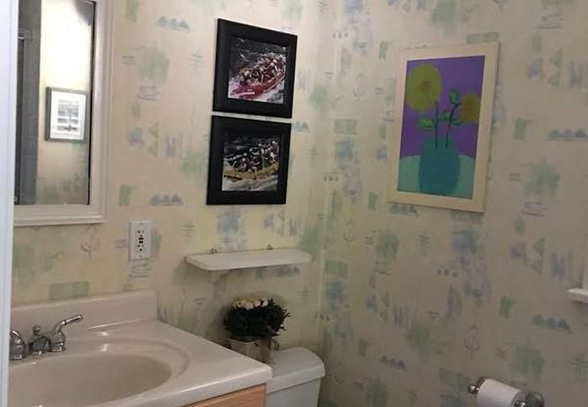 For sale 5 homes in the North Colonie school district