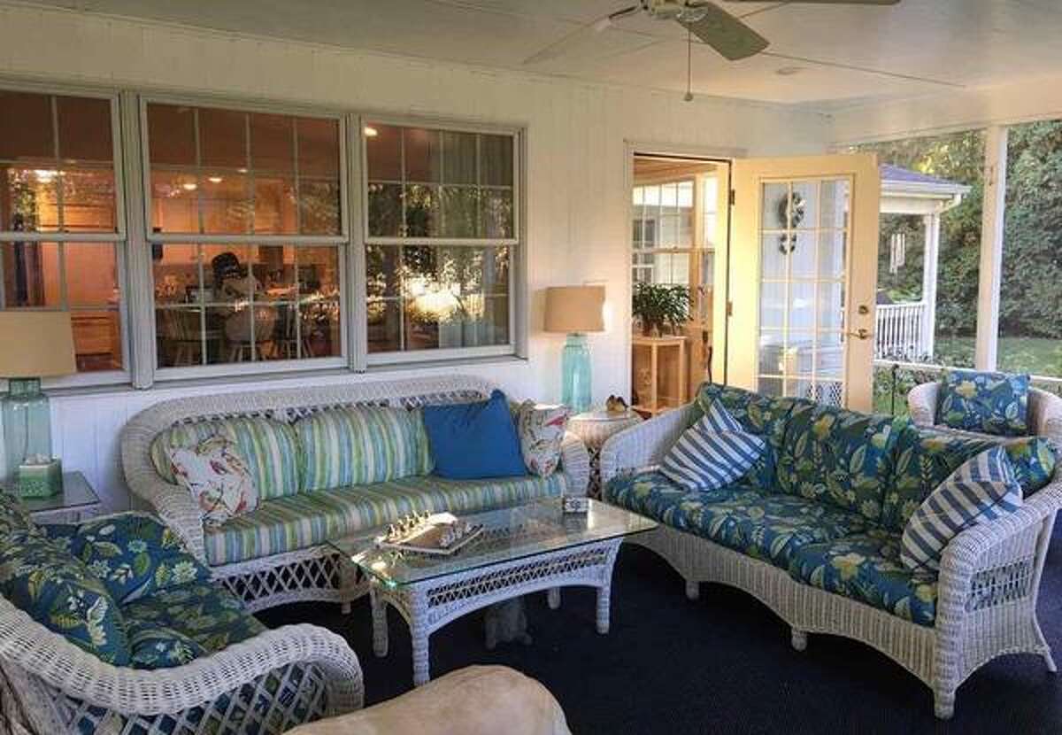 For sale 5 homes in the North Colonie school district