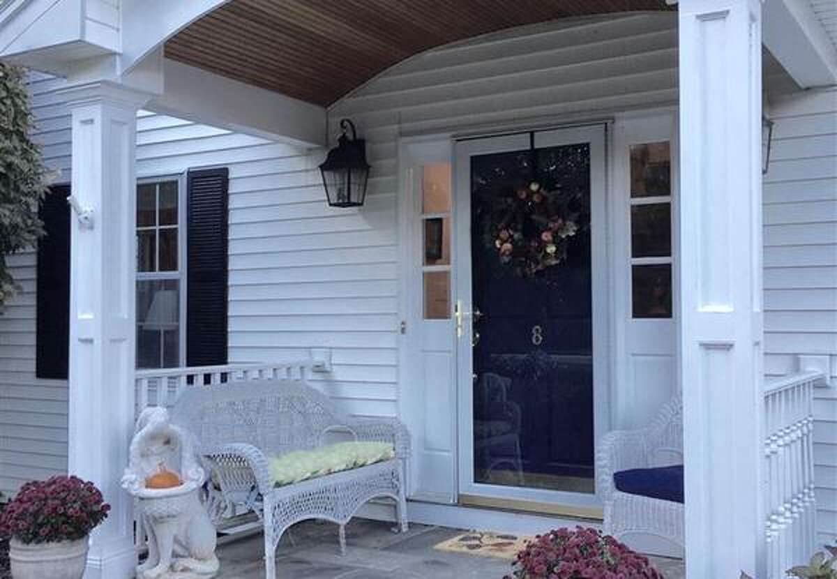 For sale 5 homes in the North Colonie school district